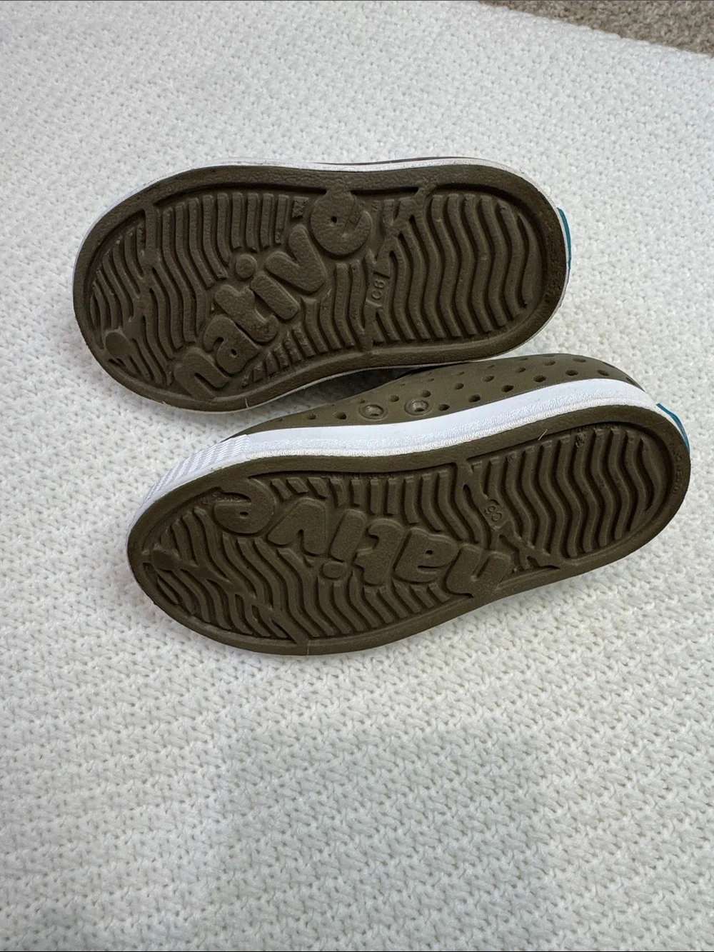 Native lightweight slip